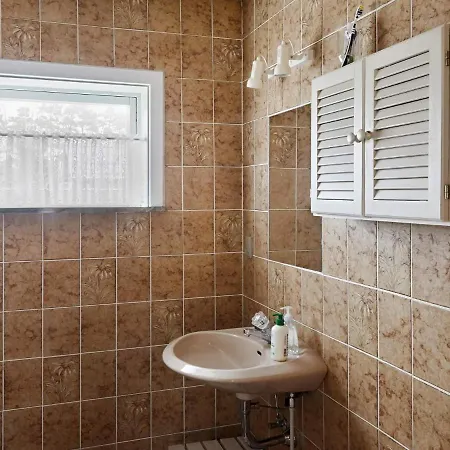 בית נופש 6 Person In Hojby-by Traum *