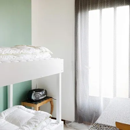 6 Person In Hojby-by Traum * Højby